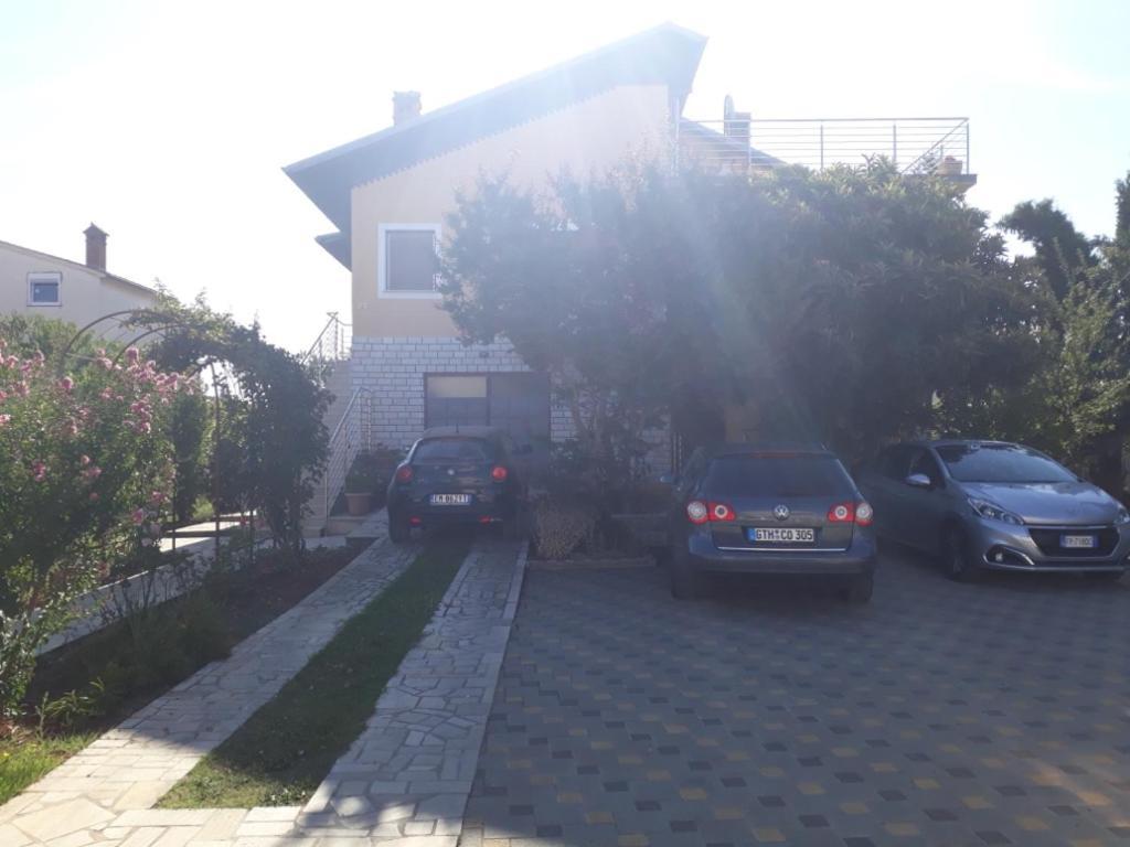 Apartments Nela พูลา ภายนอก รูปภาพ