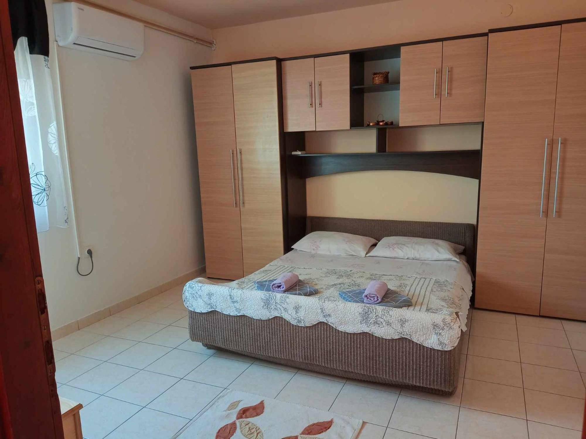 Apartments Nela พูลา ภายนอก รูปภาพ