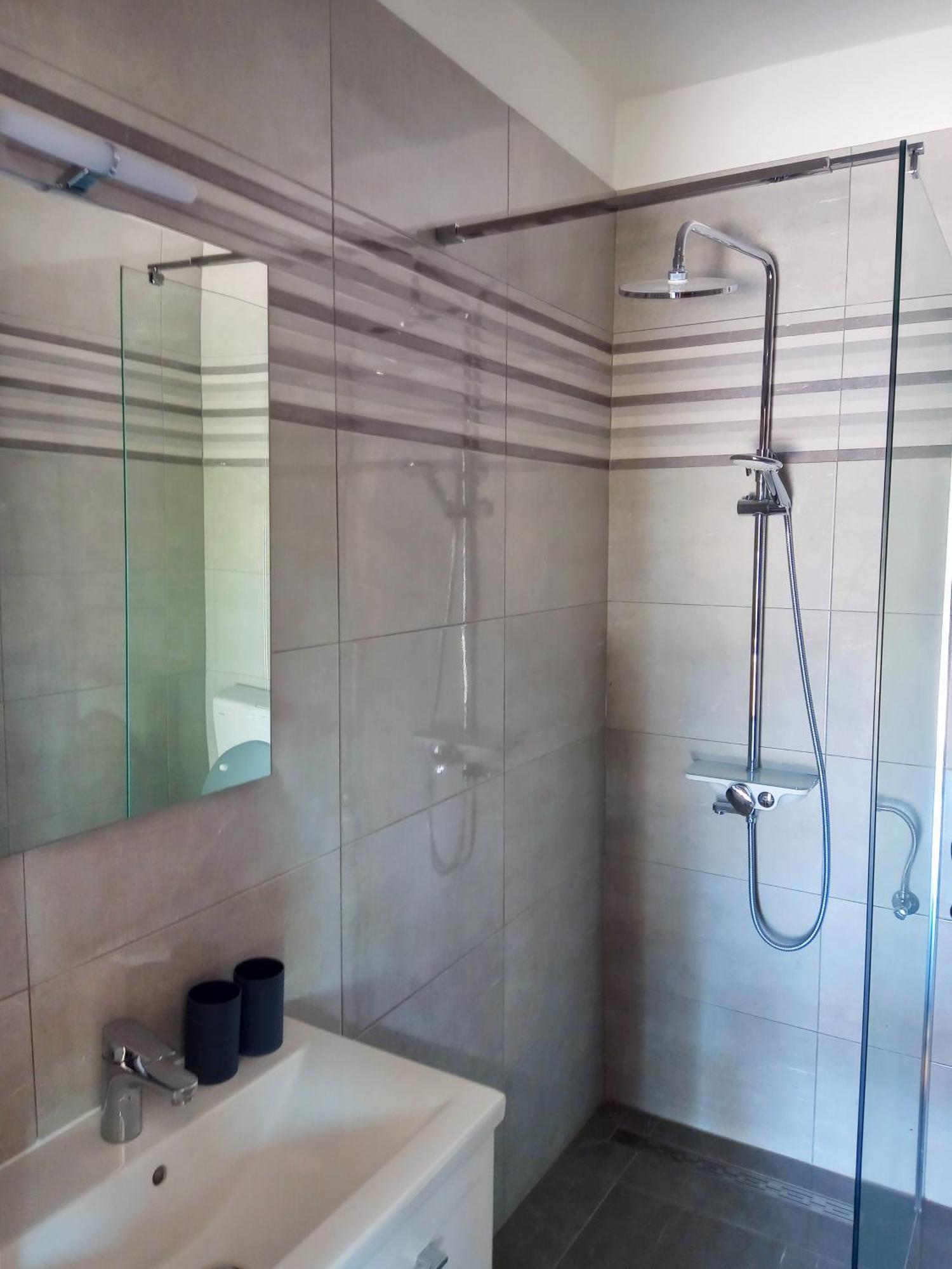 Apartments Nela พูลา ภายนอก รูปภาพ